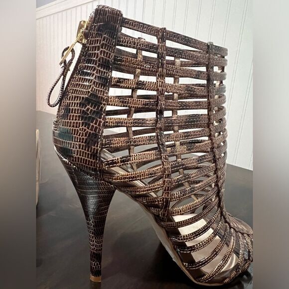 Women’s elegant shoes size 8 - Picture 3 of 6